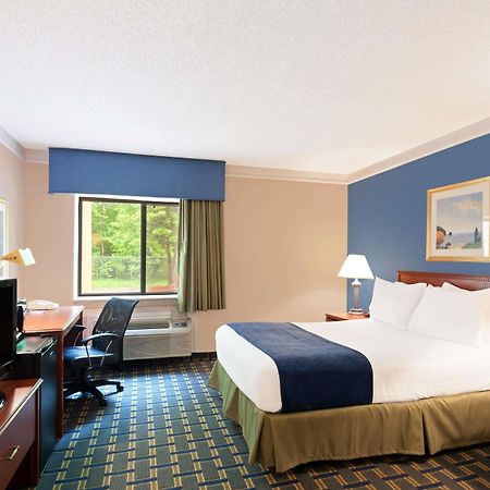 Baymont By Wyndham Memphis East Hotell Eksteriør bilde